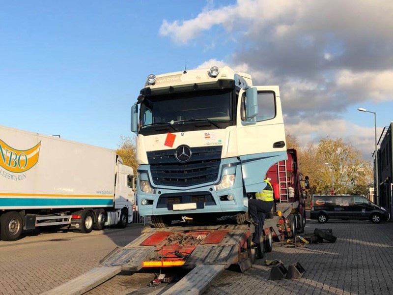 Поступление Mercedes Actros MP4 Поступление Mercedes Actros MP4