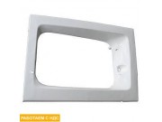 Рамка фары правая