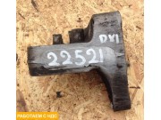 Кронштейн двигателя правый