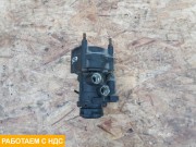 Кран управления тормозами прицепа