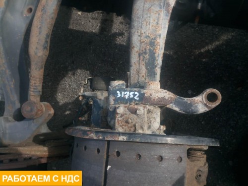 Кулак поворотный правый