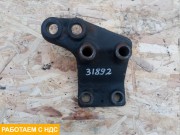 Кронштейн опоры КПП правый