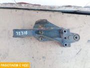 Кронштейн крепления передней рессоры правый