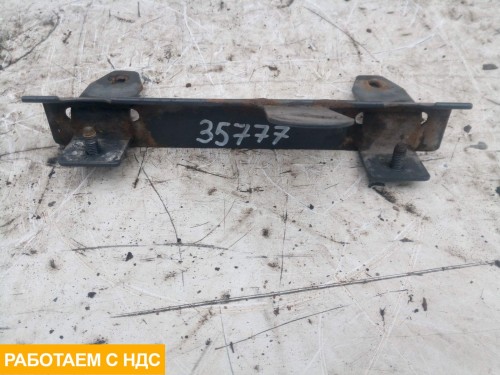 Кронштейн шумоизоляции левый