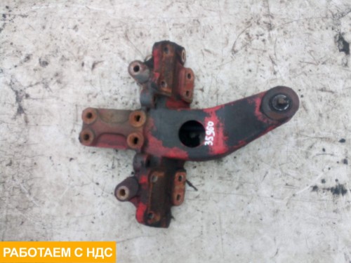 Кронштейн передней рессоры правый