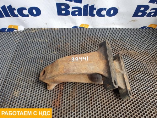 Кронштейн двигателя левый