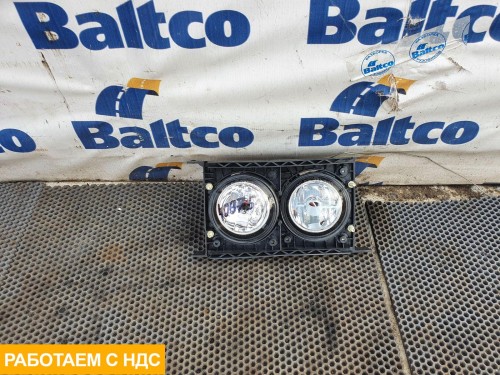 Фара противотуманная правая