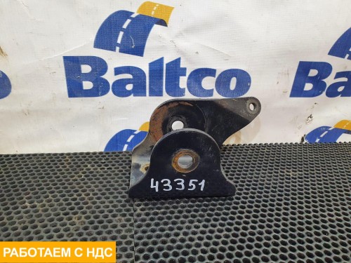 Кронштейн крепления торсиона левый