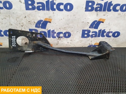 Кронштейн крепления крыла левый