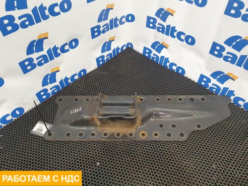 Кронштейн траверсы правый