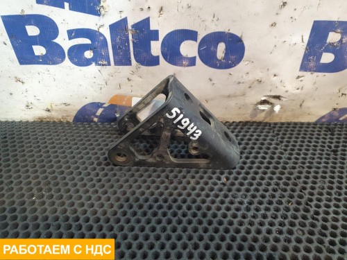 Кронштейн амортизатора кабины