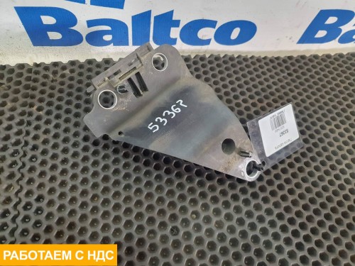 Петля капота