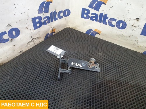 Петля капота правая