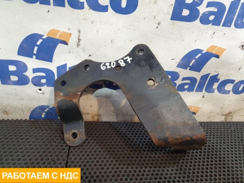 Кронштейн антигравийной защиты радиатора правый