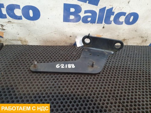 Кронштейн шумоизоляции двигателя левый