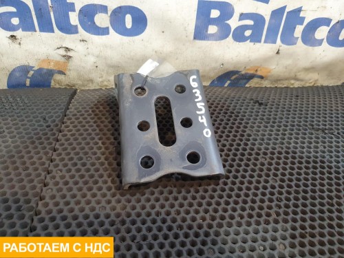 Опора переднего амортизатора правая