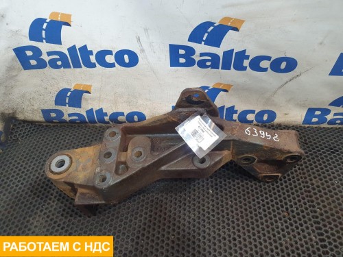 Кронштейн крепления передней рессоры левый