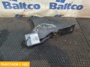 Кронштейн усилителя бампера левый