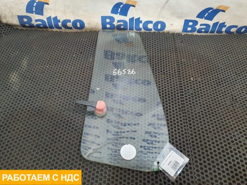 Стекло двери (форточка) левое