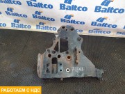 Кронштейн переднего бампера левый