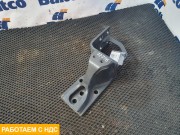 Кронштейн кабины левый