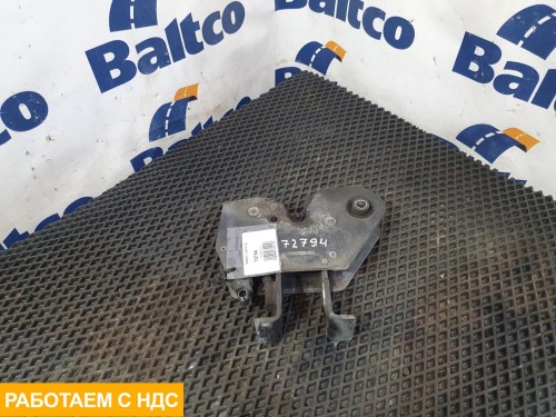 Замок кабины левый