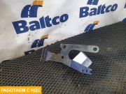 Кронштейн патрубков отопителя