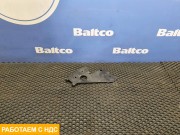 Кронштейн патрубков отопителя