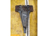 Кронштейн реактивной тяги