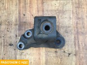 Кронштейн двигателя левый