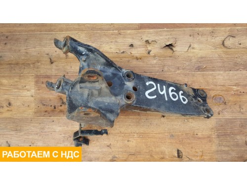 Кронштейн кабины правый