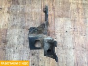 Кронштейн переднего бампера левый