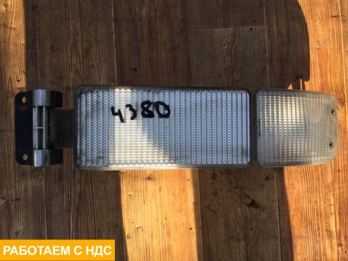 Фара противотуманная левая