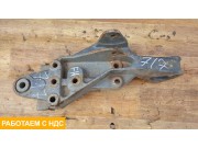 Кронштейн крепления передней рессоры левый